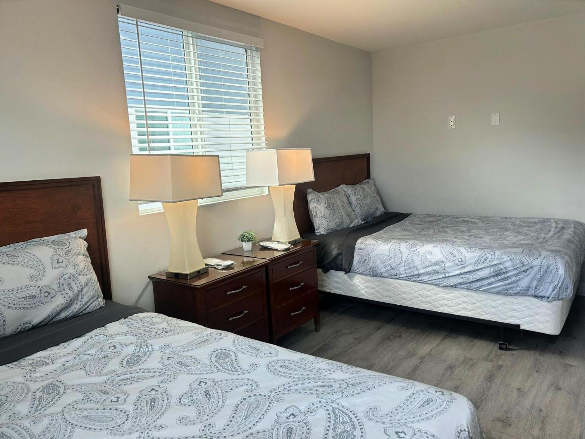 Apartahotel Stayspro - Executive Hollywood Homes Los Ángeles